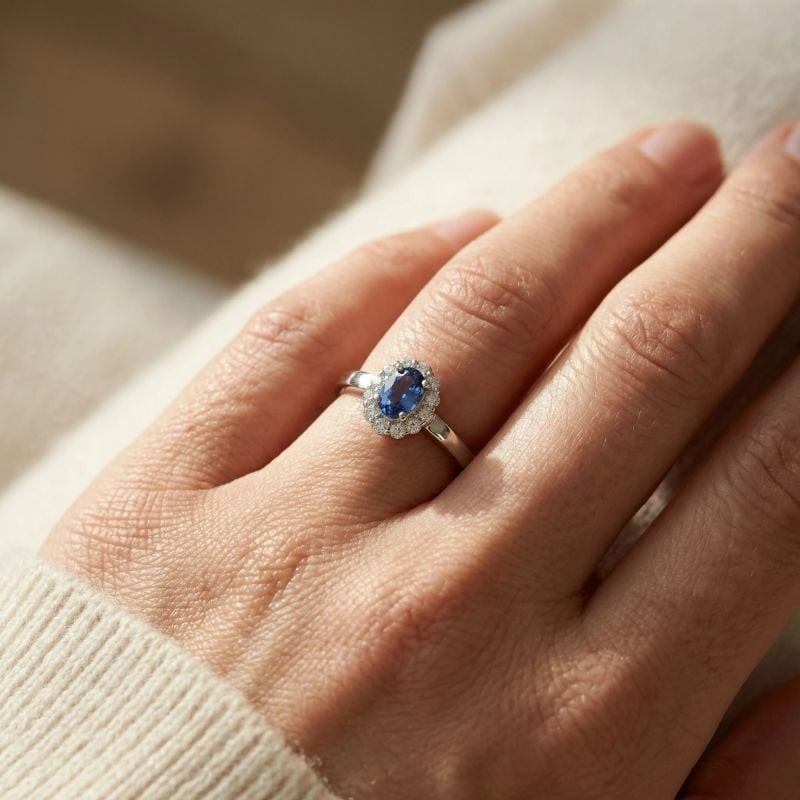 Bague Femme  Carador en argent avec oxydes de zirconium et spinelle bleu