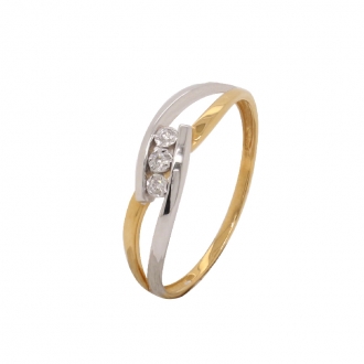 Bague trologie bicolore en or 750/000 et ses trois diamants 0.03 carats