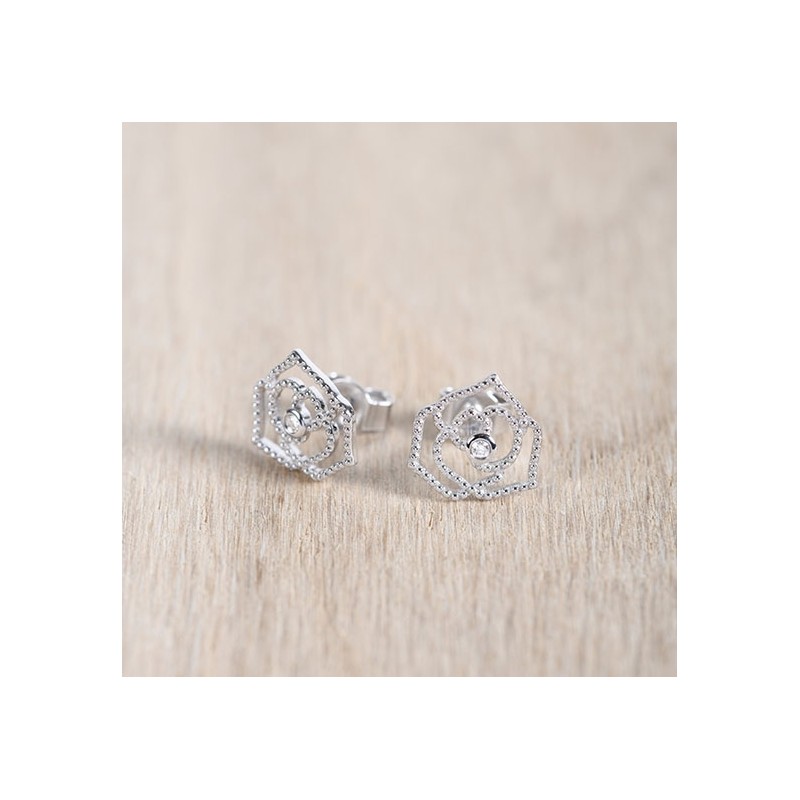 Boucles d’oreilles « rose perlée » argent 925/000 rhodié et diamant de la marque La Garçonne