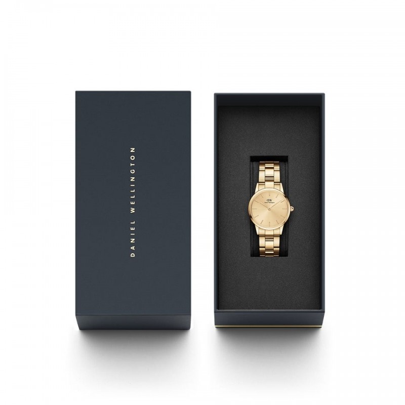 montre femme acier doré Daniel Wellington