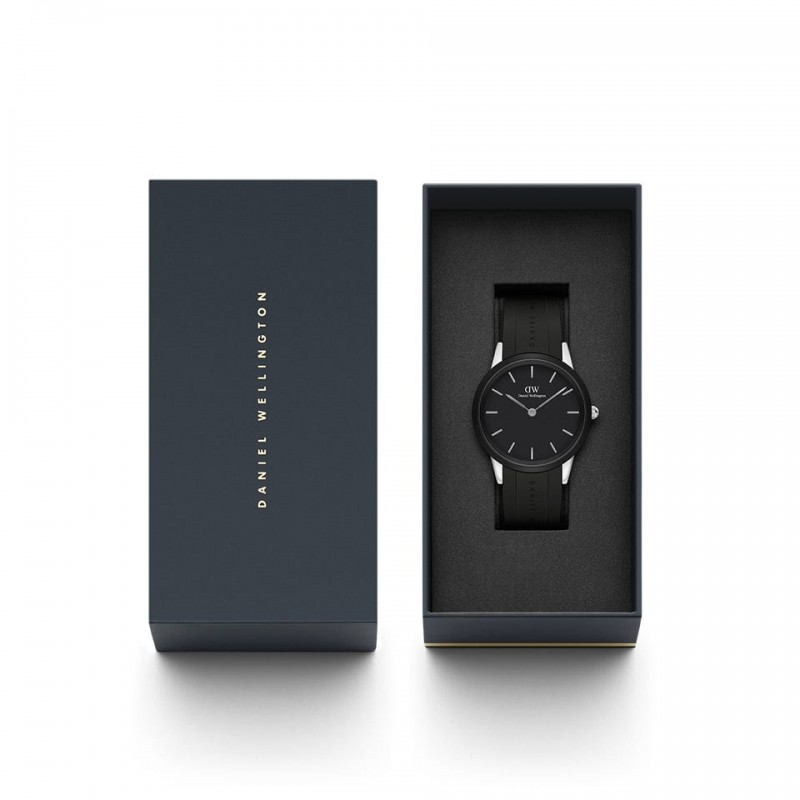 Montre Daniel Wellington acier argenté et noir