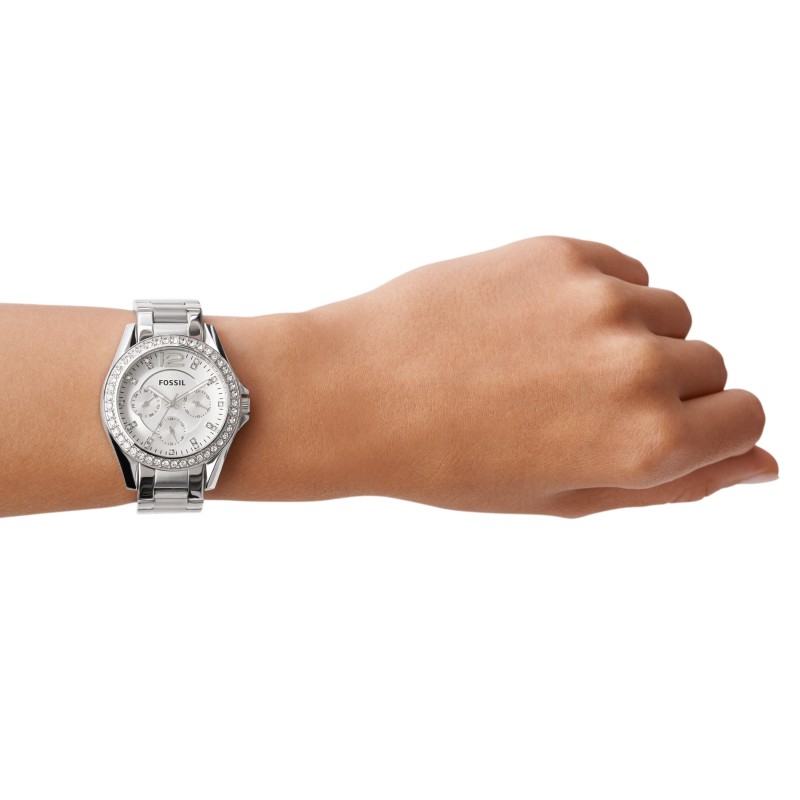 Montre analogique Fossil collection Riley bracelet acier argenté