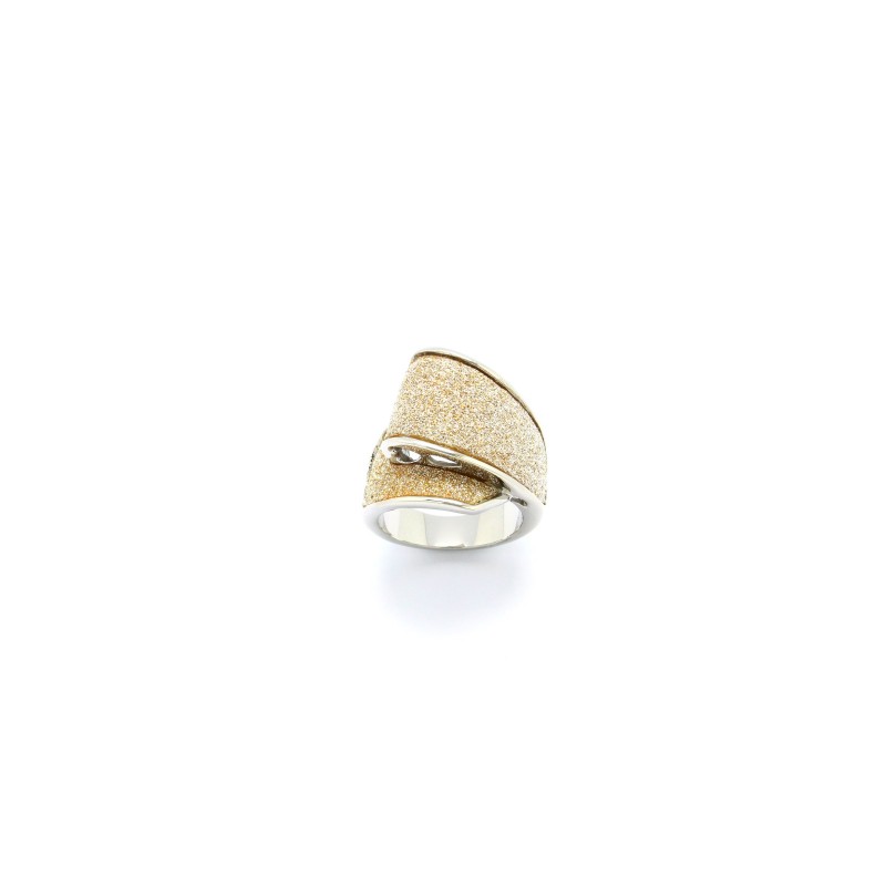 Amporelle, Bague en Acier