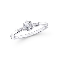 BAGUE FEMME MAUBOUSSIN OR BLANC 750/000 ET DIAMANT "MA REINE D'AMOUR" N°2