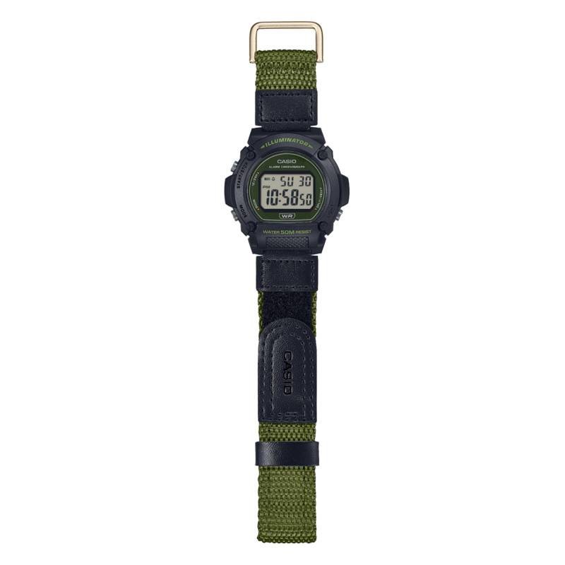 Montre digitale Casio bracelet résine Noir