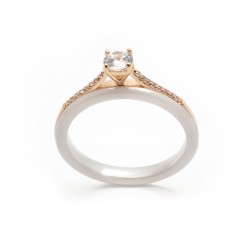 Bague solitaire accompagné femme carador en plaqué or et céramique blanche avec oxydes de zirconiums