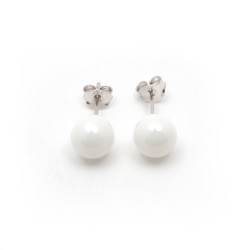 Boucles d'oreilles  carador clous en argent perle en céramique blanche