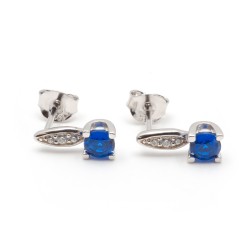 Boucles d'oreilles clous Carador en argent  et  oxydes blanc et bleu