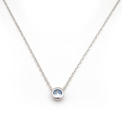 Collier solitaire femme carador en argent avec spinelle bleu clair sertie clos