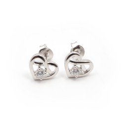 Boucles d'oreilles Clous Carador en argent  et oxyde de zirconium serti 4griffes motif coeur