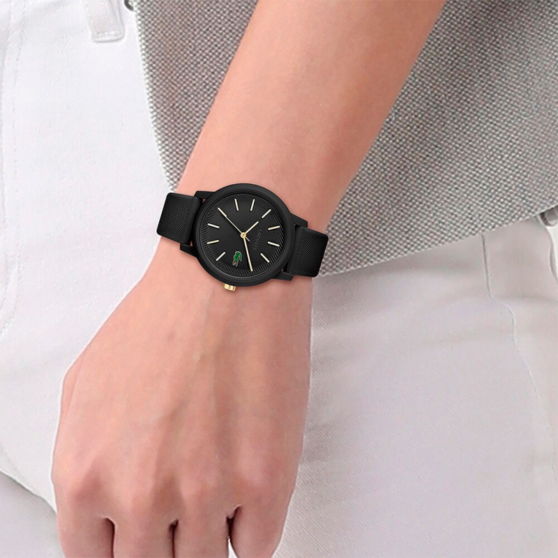 Montre Analogique Lacoste collection 12.12 bracelet silicone noir