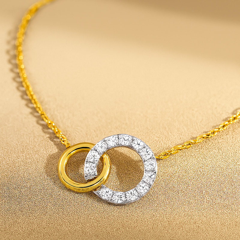 Collier femme CARADOR en or jaune 750/000 et oxydes de zirconium motif cercles entrelacés