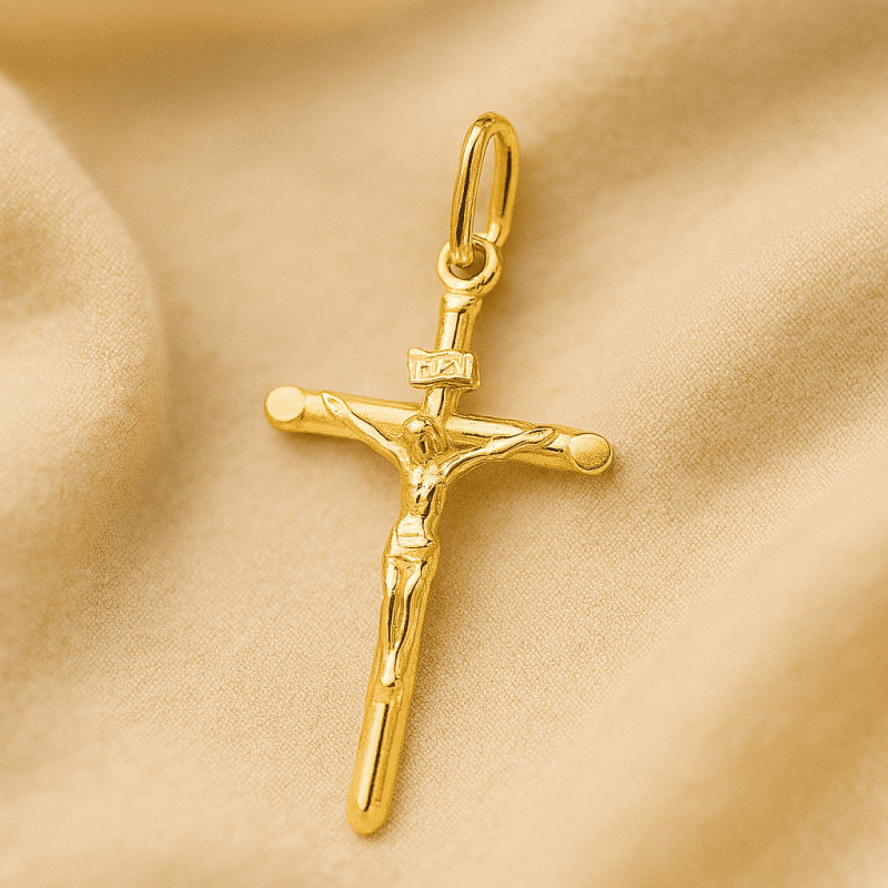 Pendentif Carador en  or jaune 750/000 croix avec le Christ