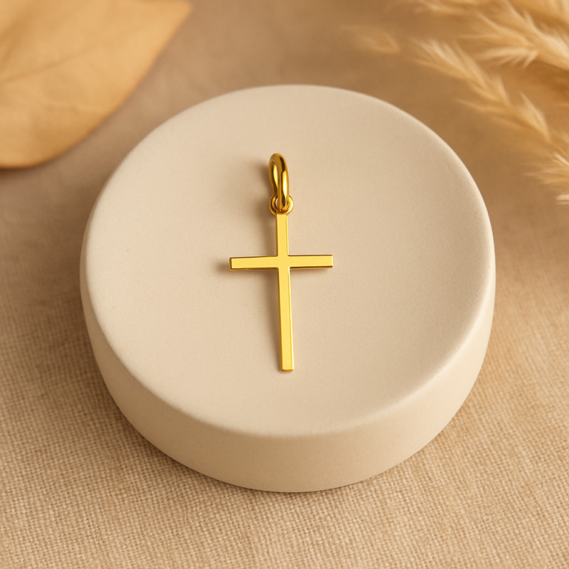 Pendentif Carador petite Croix fil carré en or jaune 750/000