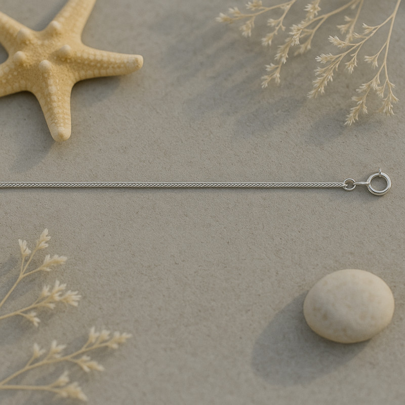 Collier CARADOR en or blanc 750/000 maille SPIGA 40 cm