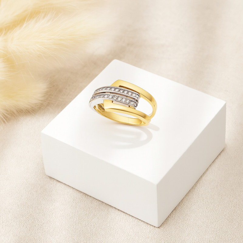 Bague Ceinturon Carador en or jaune 750/000 et Diamant