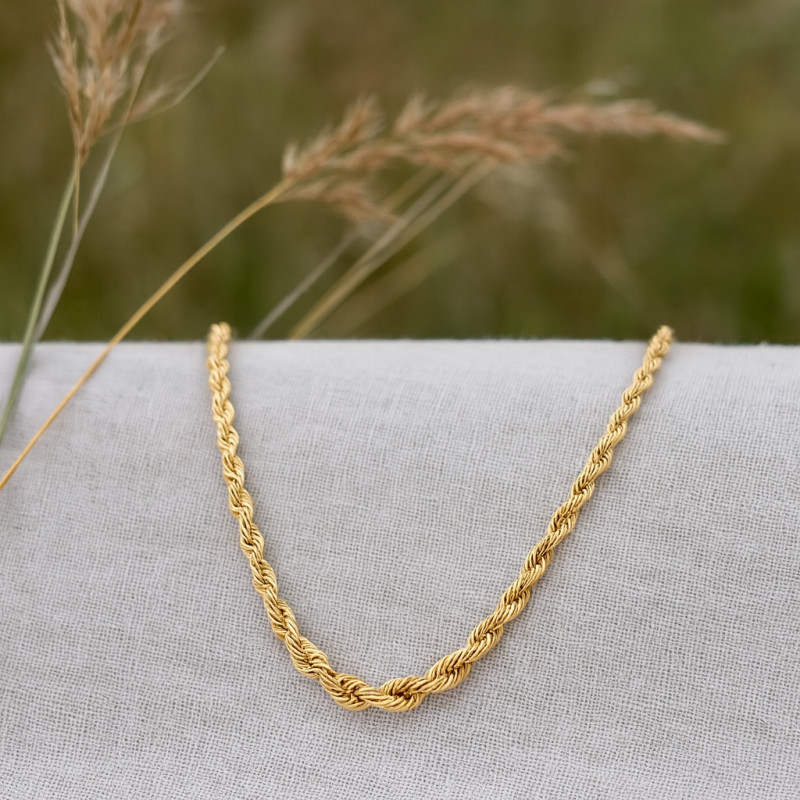 Collier or jaune 750/000 CARADOR en maille corde relief.