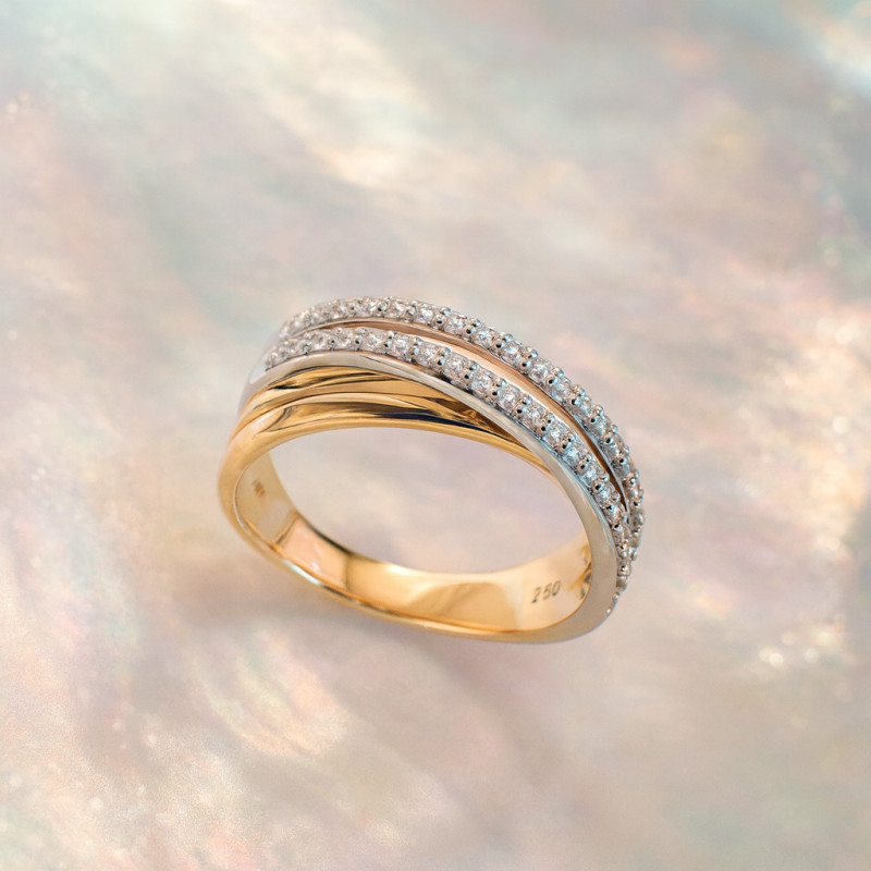 Bague fantaisie femme carador en or jaune 750/000 et diamants 0.304 carats