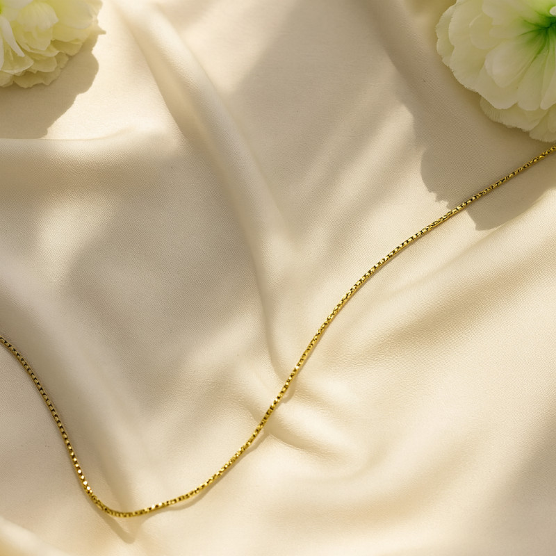 Collier or jaune 750/000 CARADOR en maille venitienne