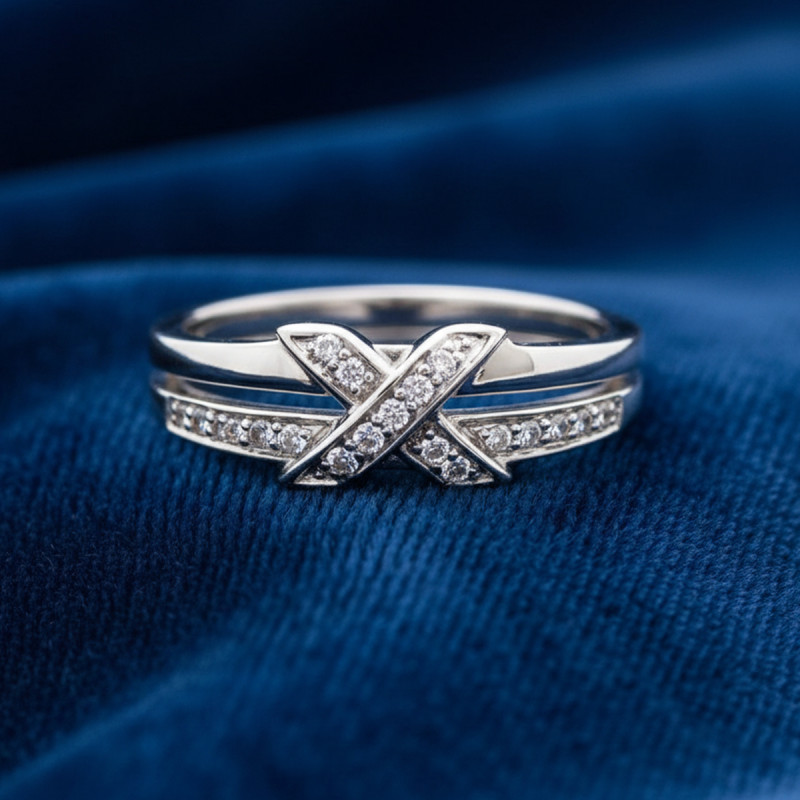 Bague Carador croisée en or blanc 750/000 et diamants