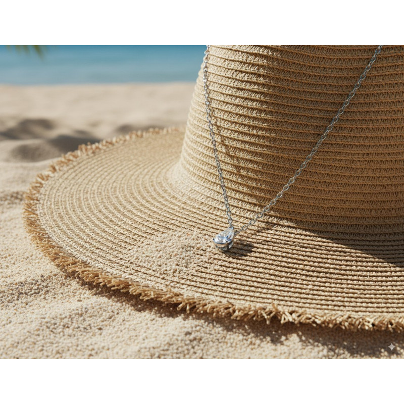 Collier Carador en or blanc 375/000 et oxydes de zirconium