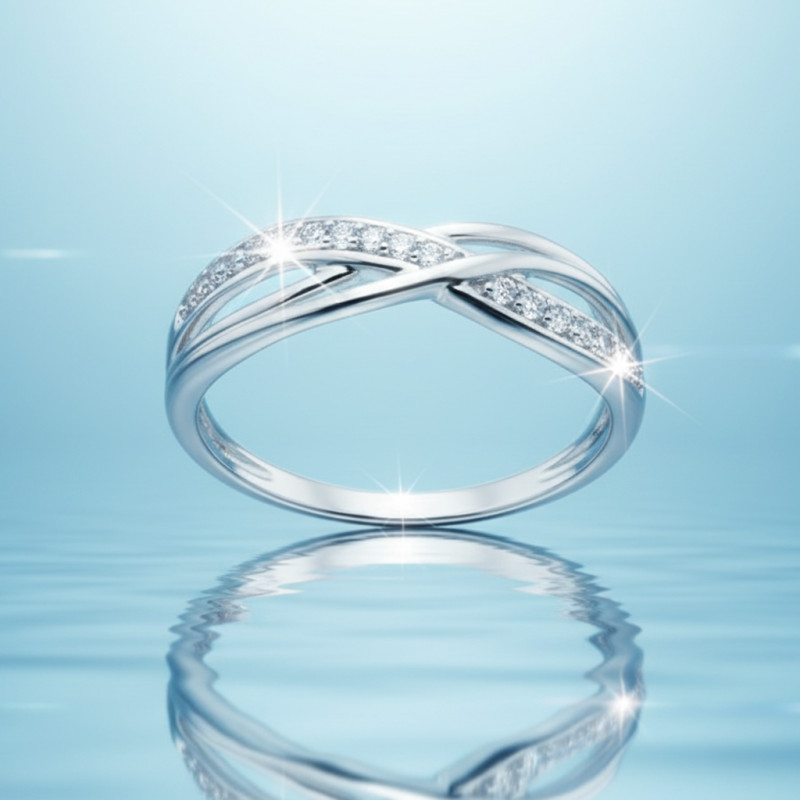 Bague triple liens croisés Carador en or blanc 375/000 et diamants