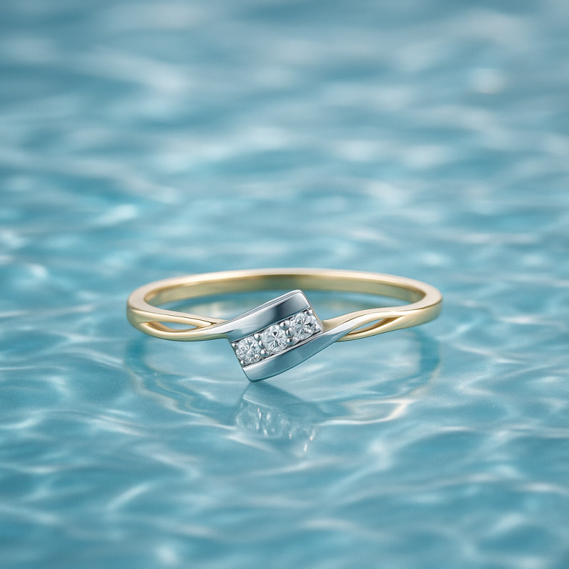 Bague Trilogie Carador en or bicolore 750/000 et diamant