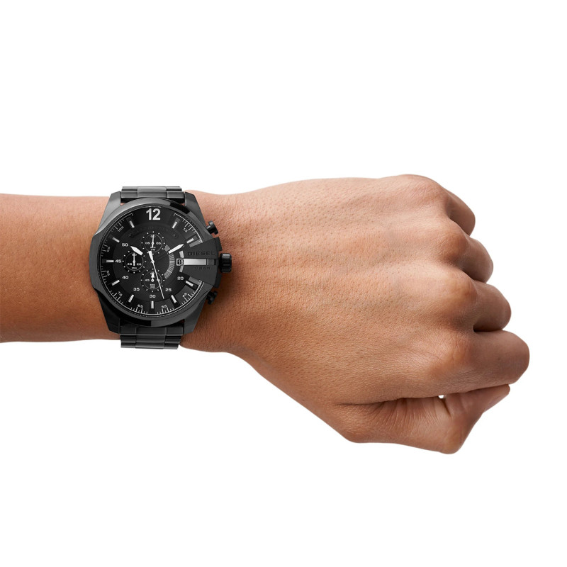 Montre analogique Diesel collection Mega Chief bracelet acier noir