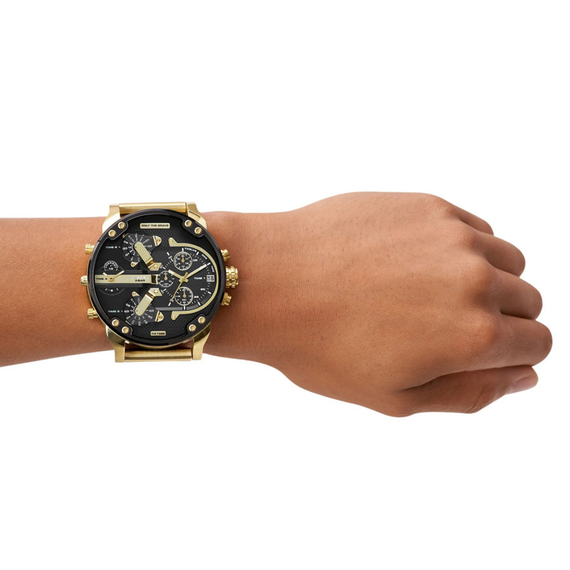Montre analogique Diesel collection Mr.Daddy bracelet acier doré