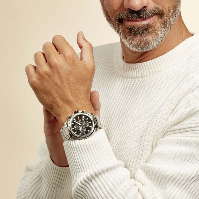 Montre analogique Festina bracelet acier argenté