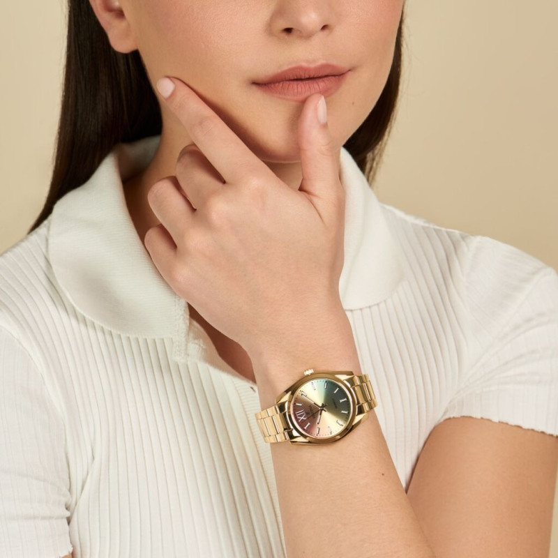 Montre analogique Festina collection Boyfriend bracelet acier doré