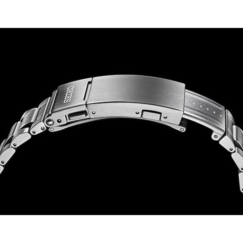 Gros plan sur la Montre Automatique Seiko collection Prospex PADI édition spéciale bracelet acier ar