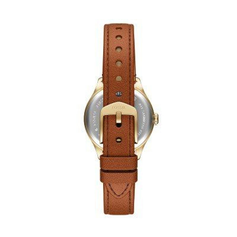 Packshot de la Fossil Gilmore ES5423 soulignant le bracelet en cuir brun texturé et la boucle dorée