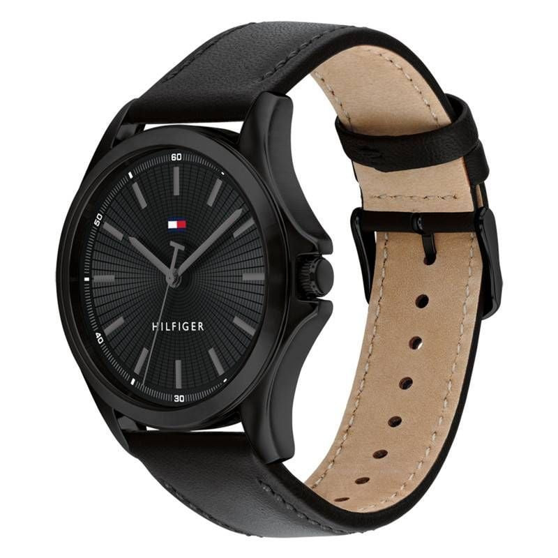 Packshot de la montre analogique TOMMY HILFIGER collection Bruce bracelet cuir noir