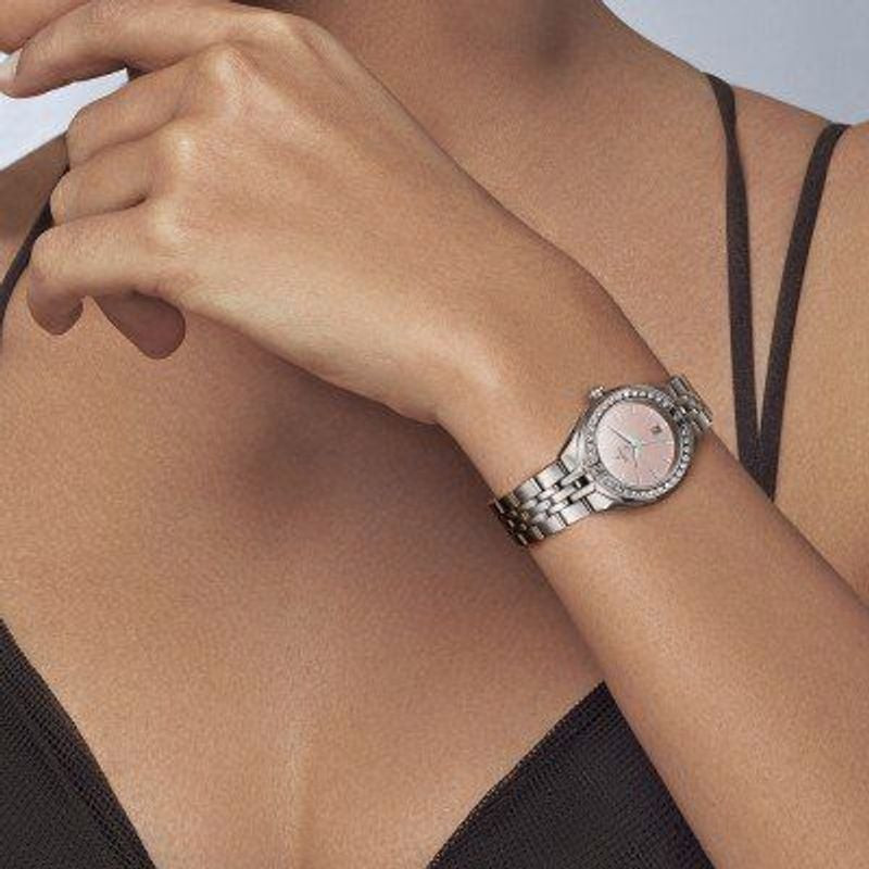 Montre femme analogique Festina Mademoiselle F16867/6 bracelet en acier inoxydable gris au poignet