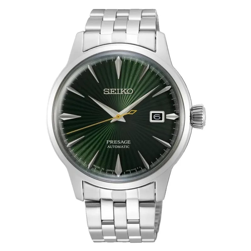 Gros plan sur le bracelet en acier et le cadran vert texturé de la Seiko Presage Mockingbird SRPE15J
