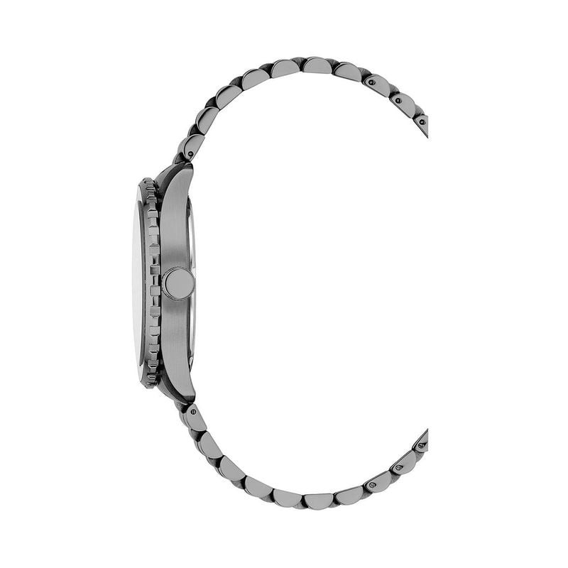 Détail du cadran de la Montre Analogique JDM MILITARY Collection Wingman bracelet acier noir