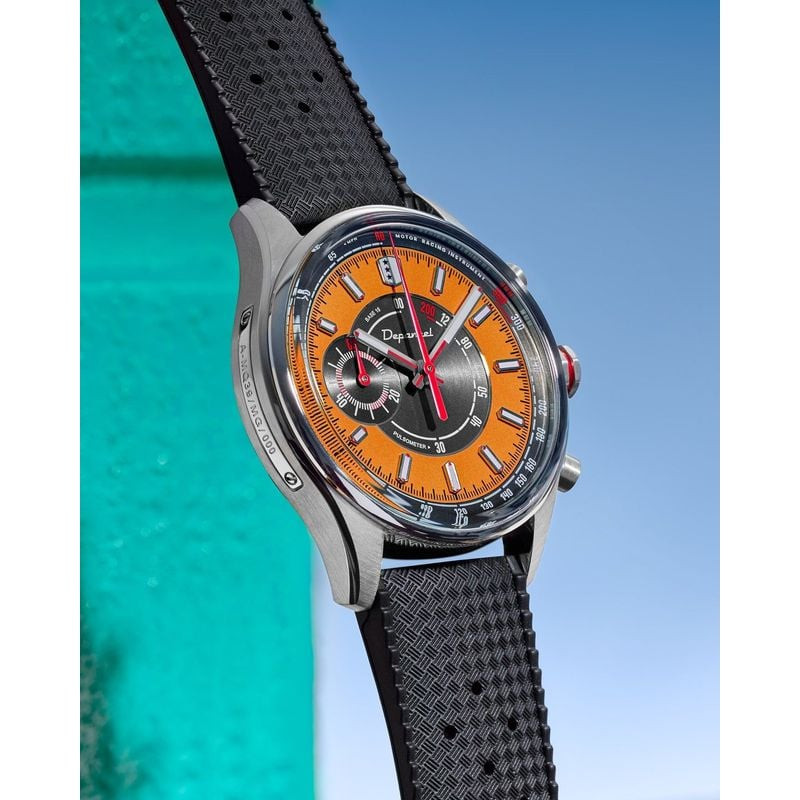 Montre Analogique DEPANCEL MONTRES collection Allure Bracelet cuir noir, portée au poignet, style ra