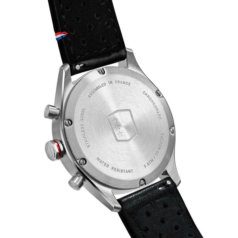 Fond de boîtier du chronographe Depancel Allure 39 gravé « Assemblé en France », étanche à 5 ATM