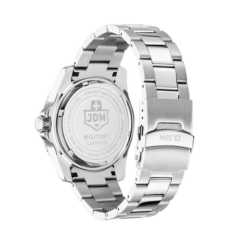 Détail du bracelet en acier argenté de la Montre Analogique JDM MILITARY Collection Sierra avec bouc