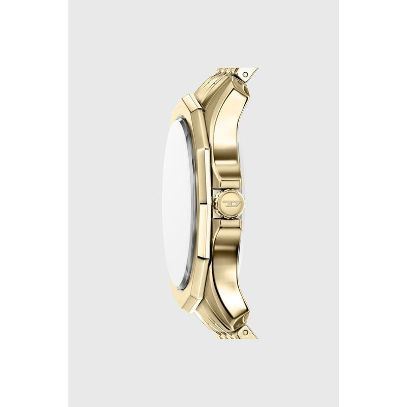 Détail de la Montre Analogique DIESEL Collection Stinger bracelet acier doré, cadran doré et fermoir