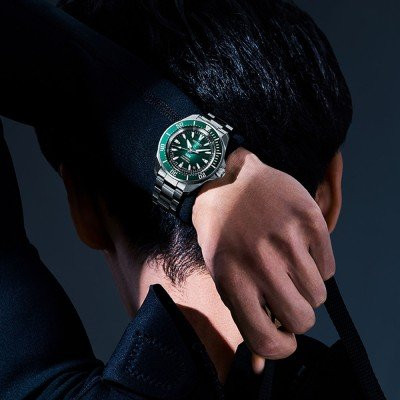 Montre Automatique SEIKO Collection Prospex bracelet acier argenté