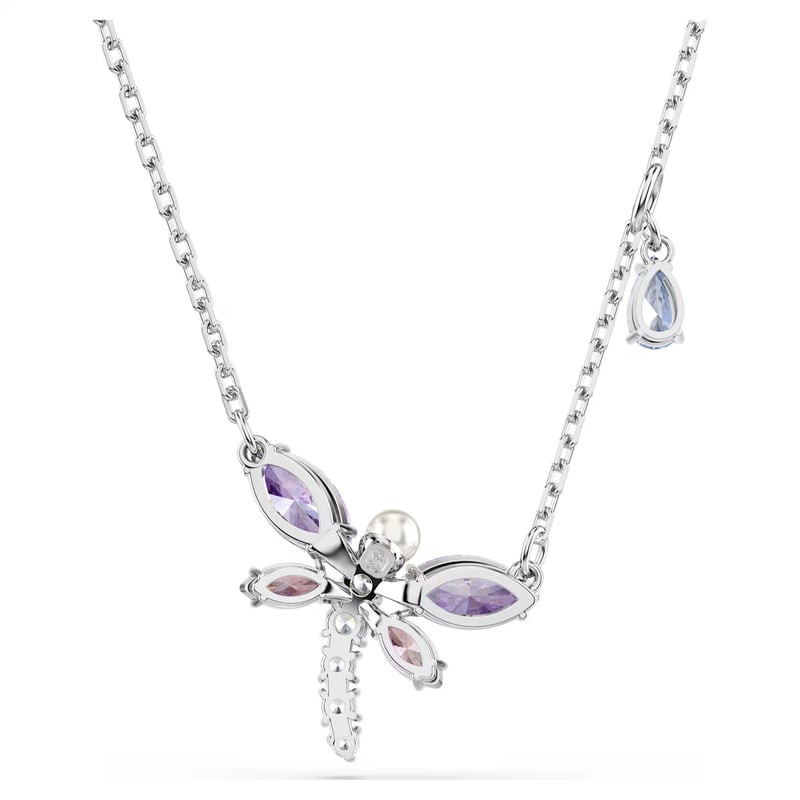 Collier Swarovski Ariana Grande Motif Libellule Plaqué Rhodium Rose et Violet, packshot sur fond neu