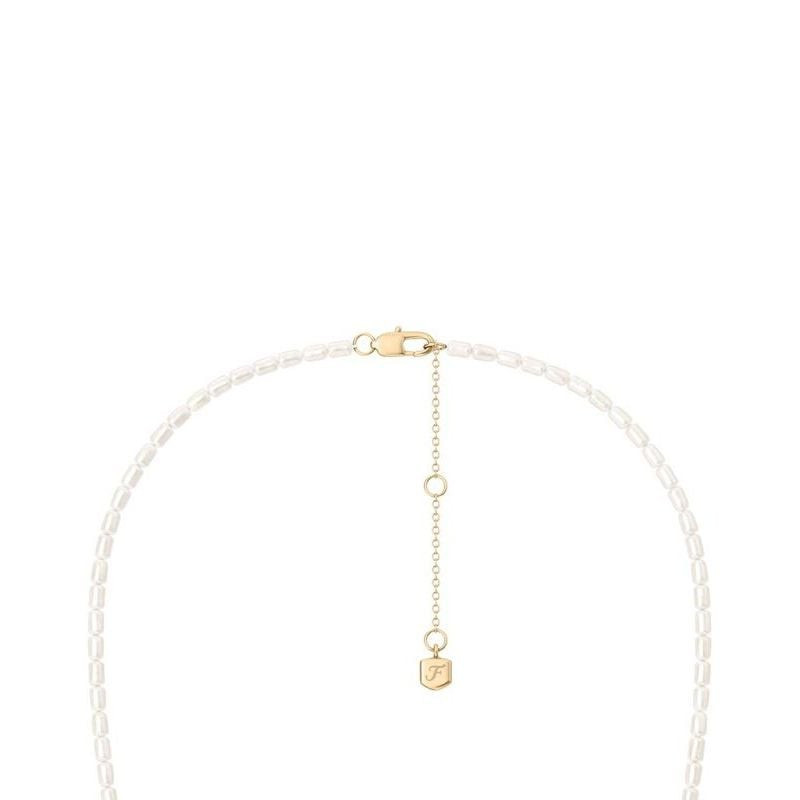 Vue détaillée du Collier Fossil Harlow Perles Blanc Acier Bicolore