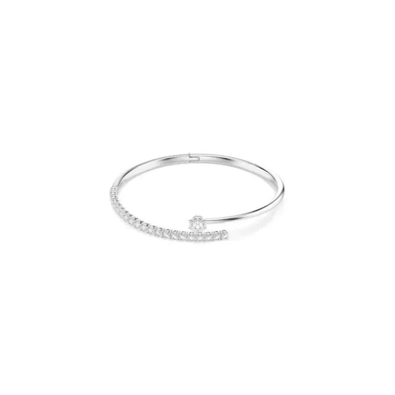 Bracelet jonc Matrix Swarovski blanc argenté, packshot sur fond neutre, zirconias et plaqué rhodium