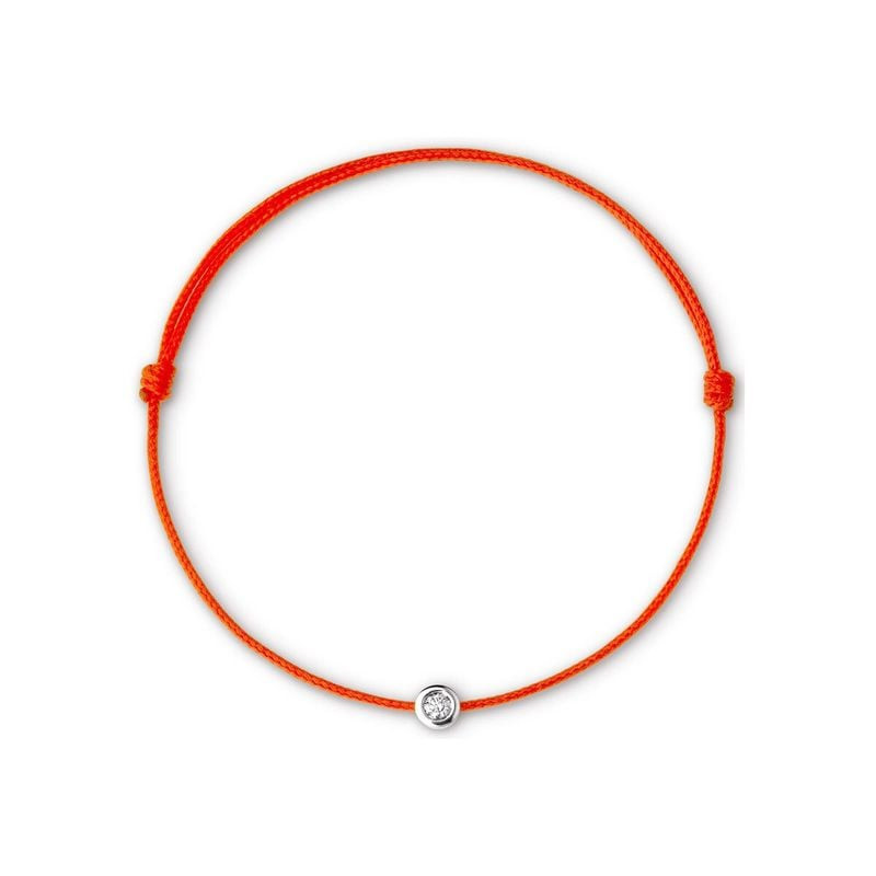 Vue de dessus du bracelet cordon orange Mauboussin avec charm diamant disposé en cercle.