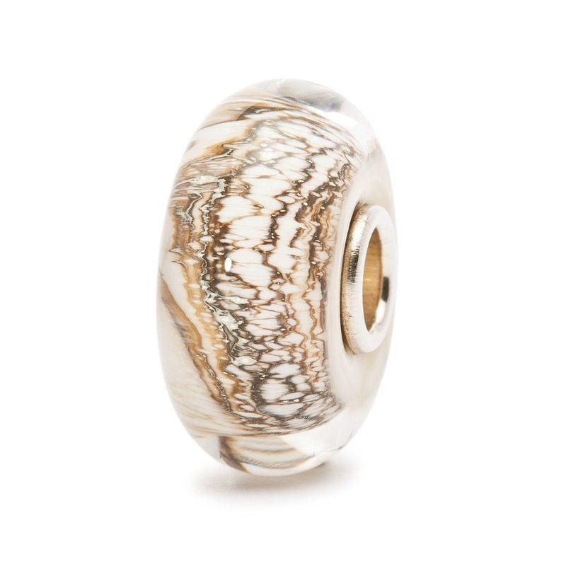 Bille de charme Trollbeads Douillet en verre beige, motif rappelant la laine et noyau en argent ster
