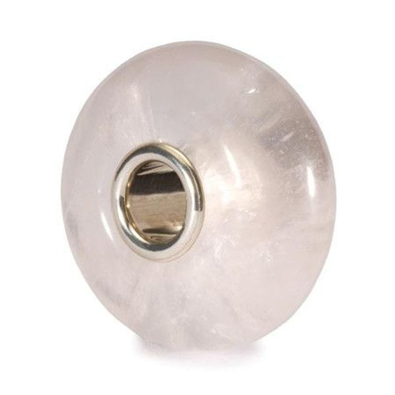 Perle ronde Trollbeads en quartz rose, pierre naturelle polie et cœur en argent 925 sur fond blanc
