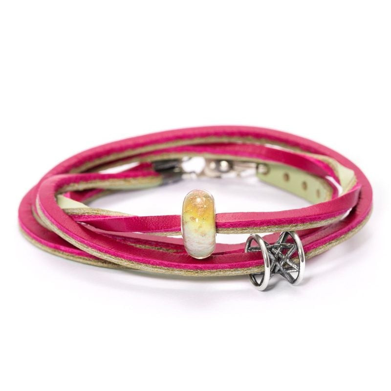 Bracelet Trollbeads en cuir double cerise et vert sauge orné d'une perle de verre et d'une étoile en