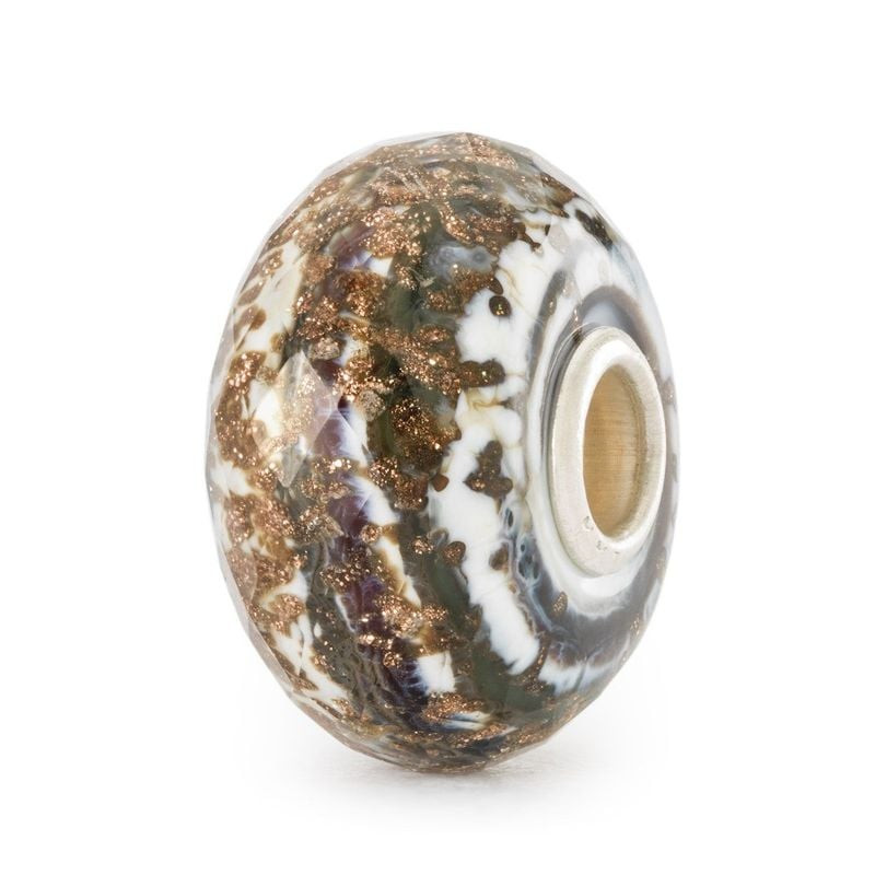 Packshot de la Perle Trollbeads Trésors en Or Verre Noir et Blanc, édition limitée Black November 20